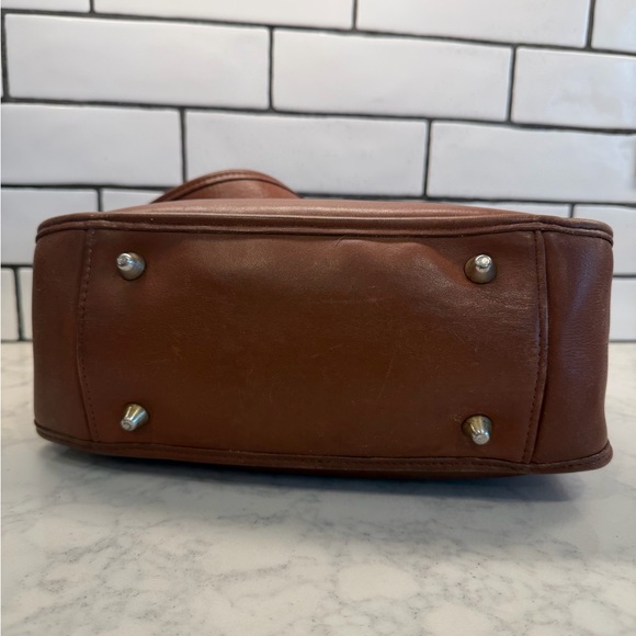 Vintage Coach Legacy 9966 Tan Brown Leather Brass Hardware - Picture 9 of 10